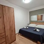 Maslina Mit Pool Und Garten Nahe Am Tučepi