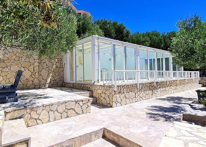 شقة Maslina Mit Pool Und Garten Nahe Am