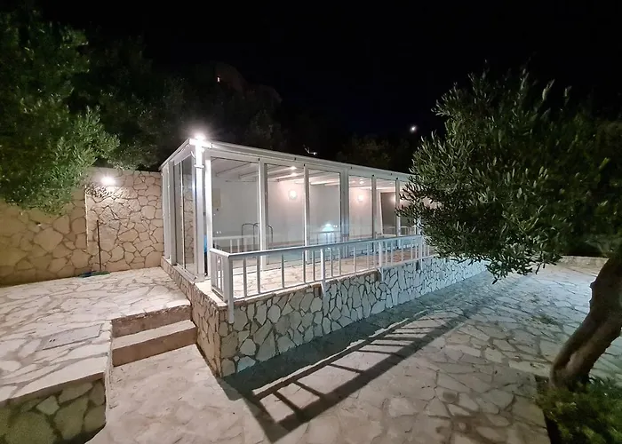 شقة Maslina Mit Pool Und Garten Nahe Am