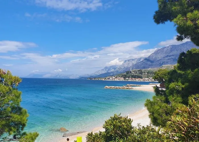 Maslina Mit Pool Und Garten Nahe Am * Tučepi